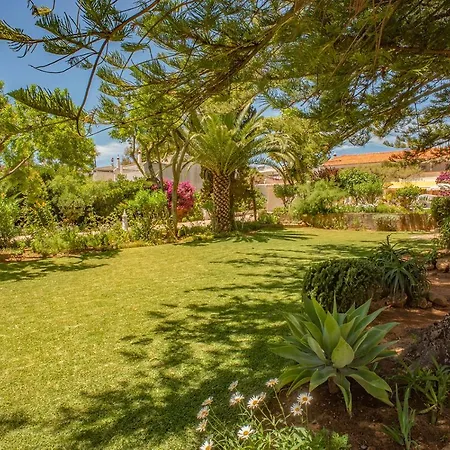 Charmingly Furnished Close To The Sea Praia Da Luz