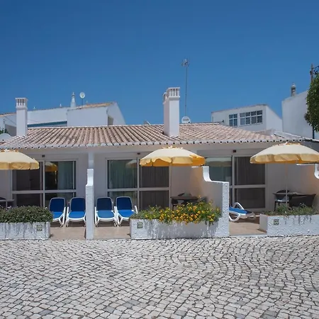Charmingly Furnished Close To The Sea Praia Da Luz